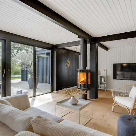 Haevnir - 1km From The Sea In Sealand By Interhome
