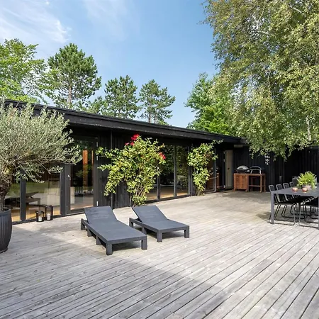 Haevnir - 1km From The Sea By Interhome Vejby